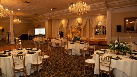 Event Venue Reservations Guide: Tips & Insights